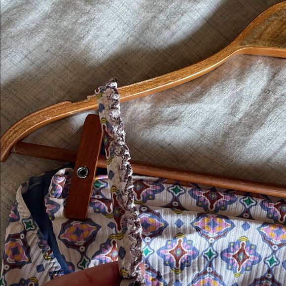 Patterned Two Piece Swimsuit - Picture 5 of 8